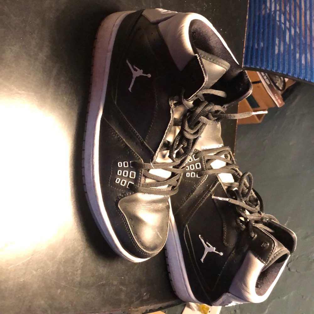 Nike Jordan men’s size 9